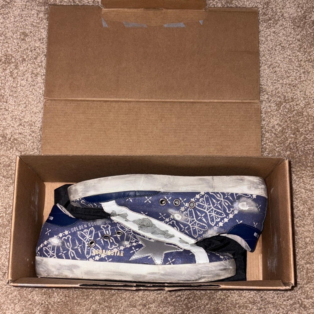 Golden Goose Super-Star Low Top Patterned Sneakers